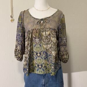 y2k granolacore floral green 3/4 sleeve blouse & keyhole detail